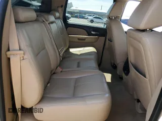 2007 Chevrolet Avalanche LTZ z VIN 3GNEC12037G218415, wystawiony jako Copart lot #61975825 z przebiegiem 86 519 mil mil oraz Szkoda całkowita • Salvage title. Historia ofert i sprzedaży dostępna na DreamBid. Obrazek 11.