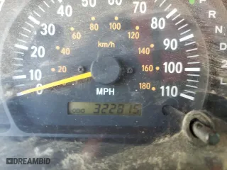 2001 Toyota Tundra SR5 with VIN 5TBRT34151S207087, listed as a Copart auction lot 49047935 with 322,815 mi miles and Clean Title. Bid and sale history available at carsss.com. Image 9.