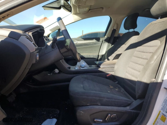 2019 Ford Fusion Hybrid SE with VIN 3FA6P0LU9KR235106, listed as a Copart auction lot 42620695 with 117,280 mi miles and Salvage Title. Bid and sale history available at carsss.com. Image 7.