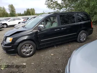 2008 Chrysler Town & Country Limited with VIN 2A8HR64X38R646632, listed as a Copart auction lot 68187024 with 153,287 mi miles and Salvage Title. Bid and sale history available at carsss.com. Image 1.