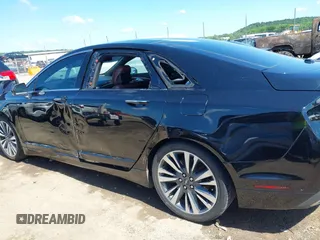 2017 Lincoln MKZ Reserve z VIN 3LN6L5E97HR650179, wystawiony jako IAAI lot #42366592 z przebiegiem 98 224 mil mil oraz . Historia ofert i sprzedaży dostępna na DreamBid. Obrazek 15.