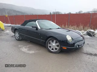 2003 Ford Thunderbird Deluxe with VIN 1FAHP60A53Y102920, listed as a IAAI auction lot 41228106 with 90,854 mi miles. Bid and sale history available at carsss.com. Image 1.