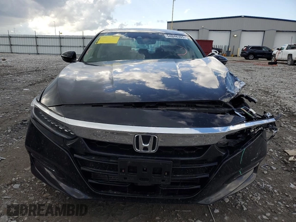 2018 Honda Accord Touring z VIN 1HGCV1F90JA031739, wystawiony jako Copart lot #54848365 z przebiegiem 114 634 mil mil oraz Szkoda całkowita • Salvage title. Historia ofert i sprzedaży dostępna na DreamBid. Obrazek 5.