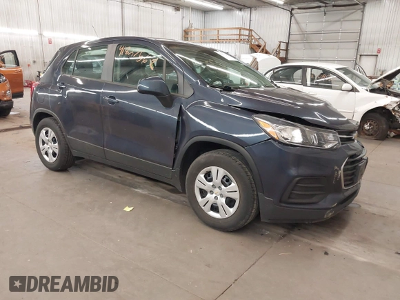2018 Chevrolet Trax LS with VIN 3GNCJKSBXJL400731, listed as a IAAI auction lot 41827568 with 101,605 mi miles. Bid and sale history available at carsss.com. Image 1.