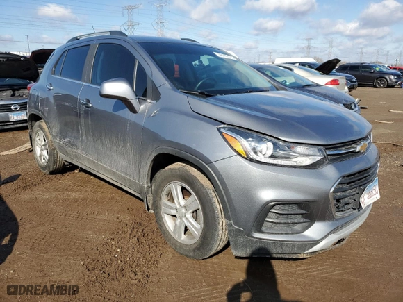 2020 Chevrolet Trax LT with VIN 3GNCJLSB8LL149832, listed as a Copart auction lot 46788105 with 37,769 mi miles and Salvage Title. Bid and sale history available at carsss.com. Image 4.
