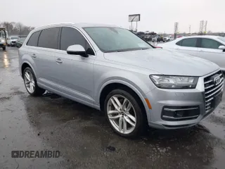2017 Audi Q7 Prestige with VIN WA1VAAF74HD053733, listed as a IAAI auction lot 41718388 with 114,189 mi miles. Bid and sale history available at carsss.com. Image 1.