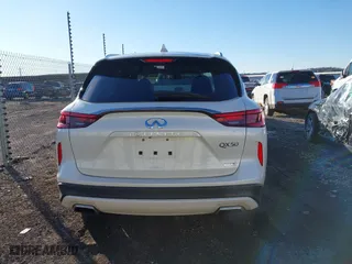 2020 Infiniti QX50 ESSENTIAL with VIN 3PCAJ5M13LF109950, listed as a IAAI auction lot 41348348 with 63,091 mi miles. Bid and sale history available at carsss.com. Image 16.