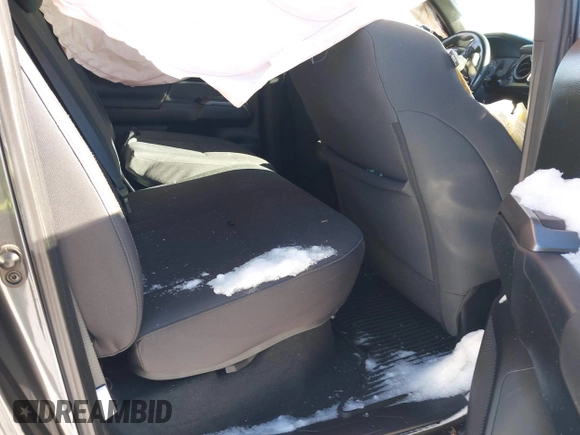 2017 Toyota Tacoma SR5 with VIN 3TMDZ5BN1HM021199, listed as a IAAI auction lot 41387400 with 93,392 mi miles. Bid and sale history available at carsss.com. Image 8.