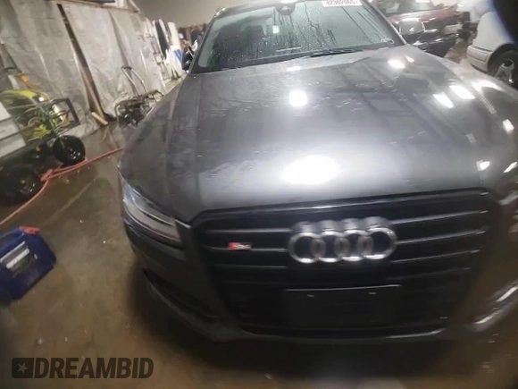 2017 Audi S8 z VIN WUAJ5AFD3HN900060, wystawiony jako Copart lot #42302065 z przebiegiem 79 782 mil mil oraz Szkoda całkowita • Salvage title. Historia ofert i sprzedaży dostępna na DreamBid. Obrazek 14.