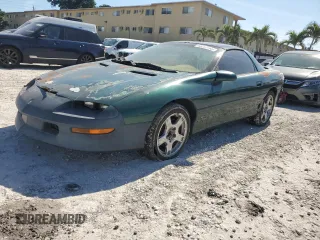 1997 Chevrolet Camaro Z28 z VIN 2G1FP22P0V2107947, wystawiony jako Copart lot #43237785 z przebiegiem Nie podano mil oraz Czysty tytuł • Clean title. Historia ofert i sprzedaży dostępna na DreamBid. Obrazek 1.