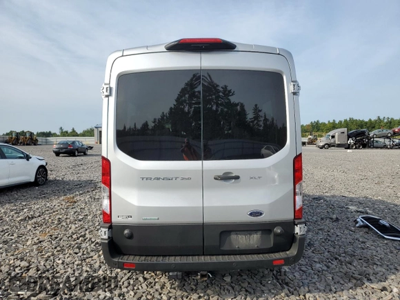 2024 Ford Transit Passenger XL with VIN 1FBAX2CGXRKA76402, listed as a Copart auction lot 72008594 with 4,063 mi miles and Salvage Title. Bid and sale history available at DreamBid. Image 6.
