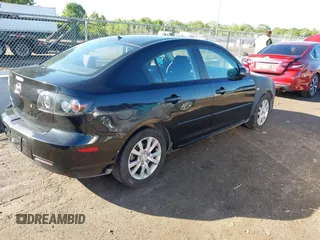 2008 Mazda 3 i Touring z VIN JM1BK32FX81835034, wystawiony jako IAAI lot #42321184 z przebiegiem 164 528 mil mil oraz . Historia ofert i sprzedaży dostępna na DreamBid. Obrazek 4.