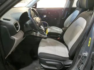 2021 Hyundai Venue SEL с VIN KMHRC8A34MU115121, выставлен на аукционе Copart как лот 83571504 с пробегом 63 629 миль миль и Списание • Salvage title. История ставок и продаж доступна на DreamBid. Изображение 7.