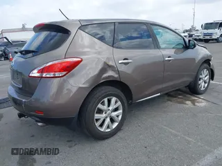 2011 Nissan Murano SV z VIN JN8AZ1MU0BW050821, wystawiony jako IAAI lot #41915011 z przebiegiem 167 121 mil mil oraz . Historia ofert i sprzedaży dostępna na DreamBid. Obrazek 4.