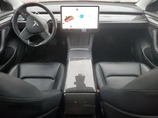 2021 Tesla Model 3 Long Range z VIN 5YJ3E1EB7MF079737, wystawiony jako Copart lot #87275824 z przebiegiem 31 380 mil mil oraz Szkoda całkowita • Salvage title. Historia ofert i sprzedaży dostępna na DreamBid. Obrazek 8.
