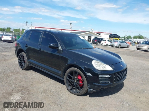 2009 Porsche Cayenne GTS z VIN WP1AD29P59LA62914, wystawiony jako IAAI lot #42307217 z przebiegiem 138 248 mil mil oraz . Historia ofert i sprzedaży dostępna na DreamBid. Obrazek 1.