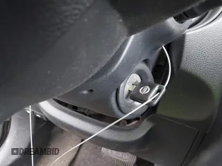 2009 Nissan Versa S z VIN 3N1BC13E19L468965, wystawiony jako IAAI lot #42174400 z przebiegiem 134 893 mil mil oraz . Historia ofert i sprzedaży dostępna na DreamBid. Obrazek 11.