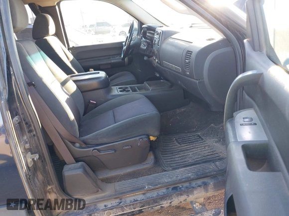 2007 Chevrolet Silverado 1500 1LT with VIN 1GCEK19007Z525378, listed as a IAAI auction lot 41217202 with Not Provided miles and . Bid and sale history available at DreamBid. Image 5.