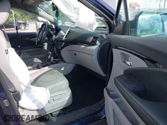 2019 Honda Ridgeline RTL-E with VIN 5FPYK3F76KB010613, listed as a IAAI auction lot 42079810 with 90,492 mi miles and . Bid and sale history available at DreamBid. Image 5.