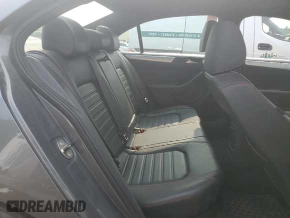 2014 Volkswagen Jetta GLI with VIN 3VW4T7AJ3EM352712, listed as a Copart auction lot 59582825 with 145,765 mi miles and Salvage title. Bid and sale history available at DreamBid. Image 10.