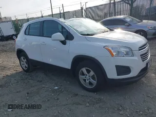 2015 Chevrolet Trax LS with VIN KL7CJPSBXFB133280, listed as a IAAI auction lot 41781684 with 30,959 mi miles. Bid and sale history available at carsss.com. Image 1.