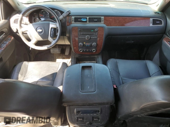 2011 Chevrolet Avalanche LS with VIN 3GNMCEE02BG308257, listed as a Copart auction lot 70853554 with 333,445 mi miles and Salvage Title. Bid and sale history available at carsss.com. Image 8.