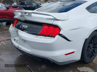 2018 Ford Mustang GT z VIN 1FA6P8CF5J5154590, wystawiony jako IAAI lot #41588857 z przebiegiem 113 805 mil mil oraz . Historia ofert i sprzedaży dostępna na DreamBid. Obrazek 6.