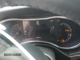 2014 Jeep Grand Cherokee Limited z VIN 1C4RJFBG7EC204799, wystawiony jako Copart lot #62458805 z przebiegiem 126 966 mil mil oraz Szkoda całkowita • Salvage title. Historia ofert i sprzedaży dostępna na DreamBid. Obrazek 9.