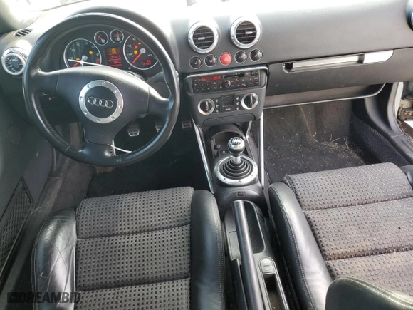 2001 Audi TT with VIN TRUWT28N511037270, listed as a Copart auction lot 76136684 with 151,922 mi miles and Clean Title. Bid and sale history available at carsss.com. Image 8.