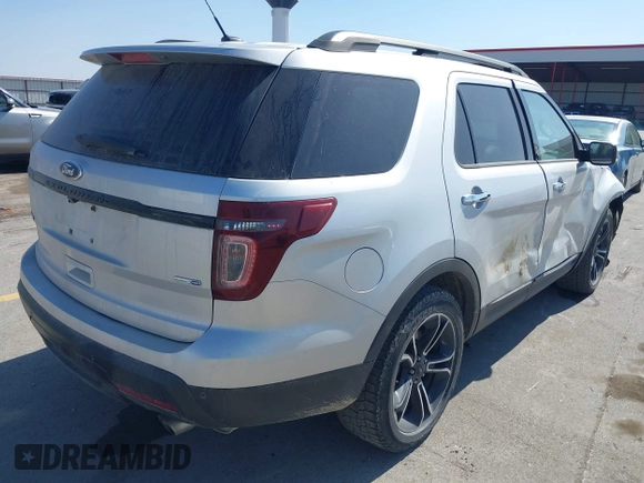 2013 Ford Explorer Sport with VIN 1FM5K8GT5DGA89426, listed as a IAAI auction lot 41793597 with 154,431 mi miles and . Bid and sale history available at carsss.com. Image 4.