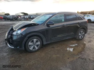 2019 Kia Niro LX with VIN KNDCB3LC4K5325240, listed as a Copart auction lot 44758615 with 0 mi miles and Salvage Title. Bid and sale history available at carsss.com. Image 1.