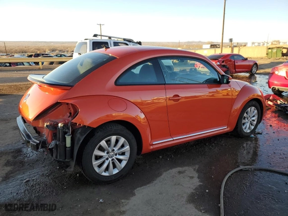 2019 Volkswagen Beetle S with VIN 3VWFD7AT9KM712147, listed as a Copart auction lot 84101684 with 13,300 mi miles and Salvage Title. Bid and sale history available at carsss.com. Image 3.