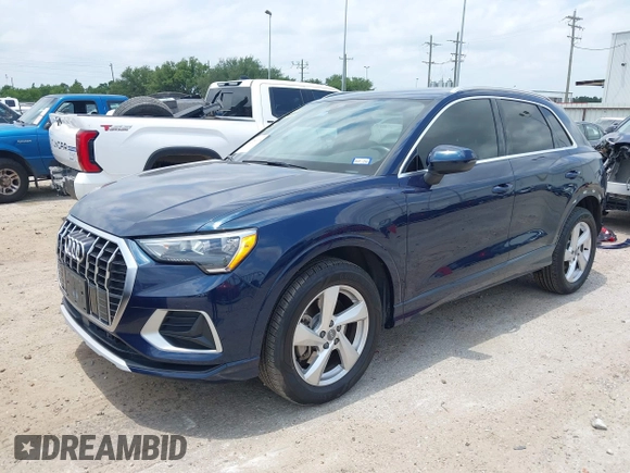 2020 Audi Q3 Premium z VIN WA1AECF34L1104864, wystawiony jako IAAI lot #42266118 z przebiegiem 43 024 mil mil oraz . Historia ofert i sprzedaży dostępna na DreamBid. Obrazek 18.