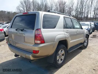 2004 Toyota 4Runner SR5 with VIN JTEZU14R240031231, listed as a IAAI auction lot 41757972 with 202,633 mi miles. Bid and sale history available at carsss.com. Image 4.