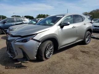 2025 Lexus NX 350 Premium z VIN 2T2GGCEZ0SC080200, wystawiony jako Copart lot #54234395 z przebiegiem 897 mil mil oraz Szkoda całkowita • Salvage title. Historia ofert i sprzedaży dostępna na DreamBid. Obrazek 1.