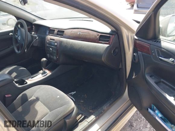 2009 Chevrolet Impala LS with VIN 2G1WB57K991318217, listed as a IAAI auction lot 42048724 with 259,771 mi miles and . Bid and sale history available at DreamBid. Image 5.