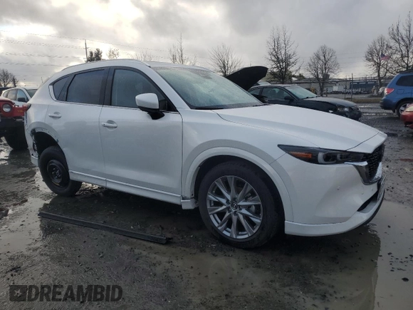 2025 Mazda CX-5 2.5 S Premium Plus Package with VIN JM3KFBEM7S0569274, listed as a Copart auction lot 43468165 with 4,922 mi miles and Salvage Title. Bid and sale history available at carsss.com. Image 4.