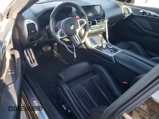 2020 BMW M8 z VIN WBSAE0C07LCD67008, wystawiony jako Copart lot #75783143 z przebiegiem 14 697 mil mil oraz . Historia ofert i sprzedaży dostępna na DreamBid. Obrazek 8.