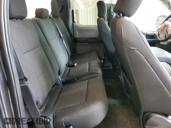 2020 Ford F-150 XL z VIN 1FTFX1E44LFB06475, wystawiony jako Copart lot #64929845 z przebiegiem 106 537 mil mil oraz Szkoda całkowita • Salvage title. Historia ofert i sprzedaży dostępna na DreamBid. Obrazek 10.