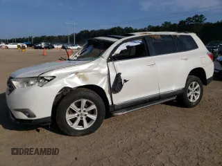 2013 Toyota Highlander z VIN 5TDZK3EHXDS130131, wystawiony jako Copart lot #59562075 z przebiegiem 148 103 mil mil oraz Szkoda całkowita • Salvage title. Historia ofert i sprzedaży dostępna na DreamBid. Obrazek 1.