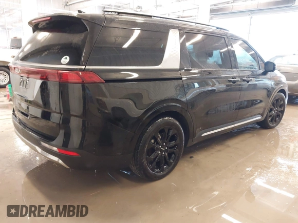2024 Kia Carnival SX Prestige with VIN KNDNE5H39R6423849, listed as a IAAI auction lot 41586526 with 17,545 mi miles and . Bid and sale history available at DreamBid. Image 4.