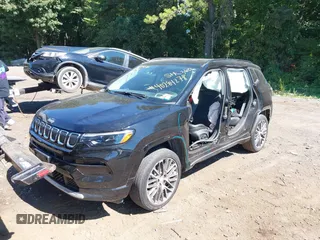2022 Jeep Compass Limited z VIN 3C4NJDCB8NT191166, wystawiony jako IAAI lot #40284278 z przebiegiem 31 791 mil mil oraz . Historia ofert i sprzedaży dostępna na DreamBid. Obrazek 17.