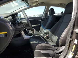 2016 Hyundai Elantra GT with VIN KMHD35LH6GU286135, listed as a Copart auction lot 61480394 with 90,506 mi miles and Salvage Title. Bid and sale history available at carsss.com. Image 7.