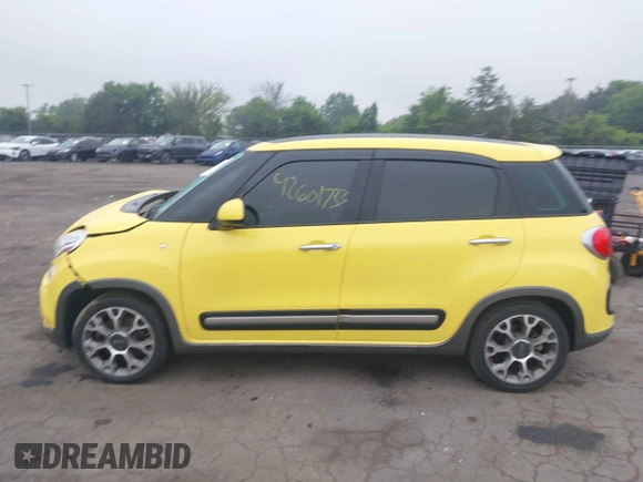 2014 FIAT 500L Trekking z VIN ZFBCFADH1EZ015579, wystawiony jako IAAI lot #42601733 z przebiegiem 185 909 mil mil oraz . Historia ofert i sprzedaży dostępna na DreamBid. Obrazek 15.