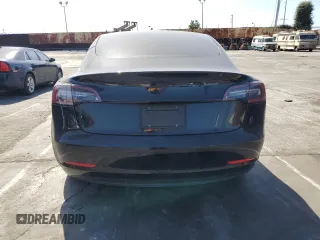2022 Tesla Model 3 with VIN 5YJ3E1EAXNF120970, listed as a Copart auction lot 47631725 with 33,205 mi miles and Salvage Title. Bid and sale history available at DreamBid. Image 6.