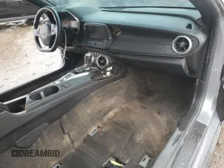 2020 Chevrolet Camaro 1LT с VIN 1G1FB1RS4L0128821, выставлен на аукционе Copart как лот 87812975 с пробегом Не указан миль и На запчасти • Non repairable. История ставок и продаж доступна на DreamBid. Изображение 8.