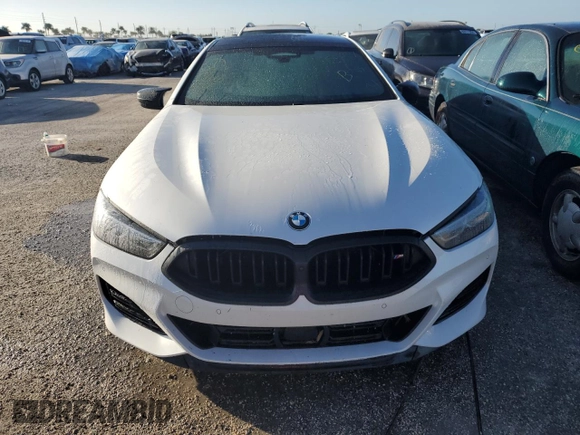 2024 BMW 8 Series M850i with VIN WBAGV8C06RCR92096, listed as a Copart auction lot 75088224 with 0 mi miles and Non Repairable. Bid and sale history available at carsss.com. Image 5.