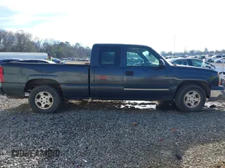 2004 Chevrolet Silverado 1500 Work Truck with VIN 2GCEC19T441204973, listed as a IAAI auction lot 41575021 with Not Provided miles. Bid and sale history available at carsss.com. Image 13.