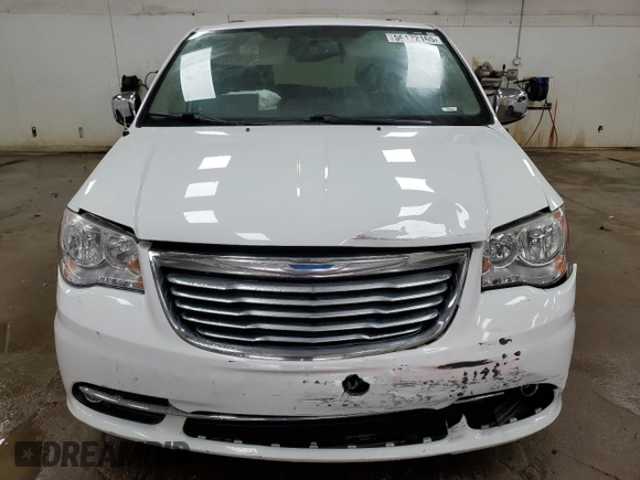 2014 Chrysler Town & Country Touring L 30th Anniversary z VIN 2C4RC1CG5ER363937, wystawiony jako Copart lot #56172165 z przebiegiem 173 934 mil mil oraz Czysty tytuł • Clean title. Historia ofert i sprzedaży dostępna na DreamBid. Obrazek 5.