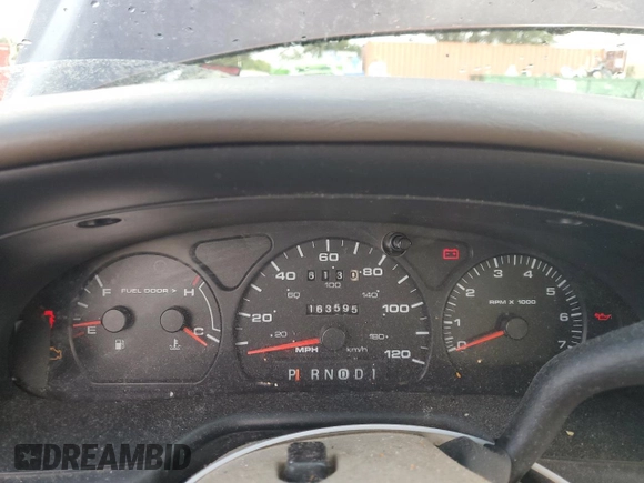 2000 Mercury Sable LS Premium z VIN 1MEFM59S1YA600756, wystawiony jako Copart lot #78743334 z przebiegiem 163 595 mil mil oraz Szkody całkowita. Historia ofert i sprzedaży dostępna na DreamBid. Obrazek 9.